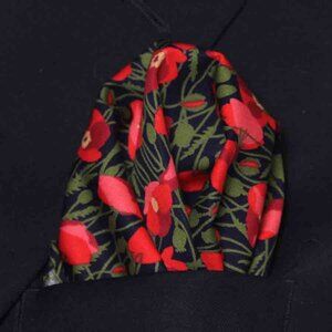 Gascoigne Hand Stitched Cotton Poplin Pocket Square Poppies on Navy Men's